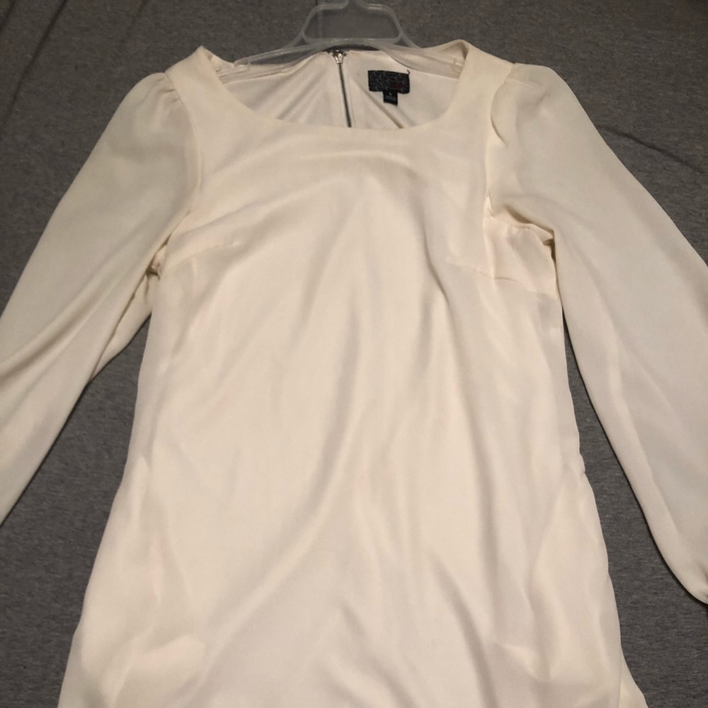 white long sleeve dress